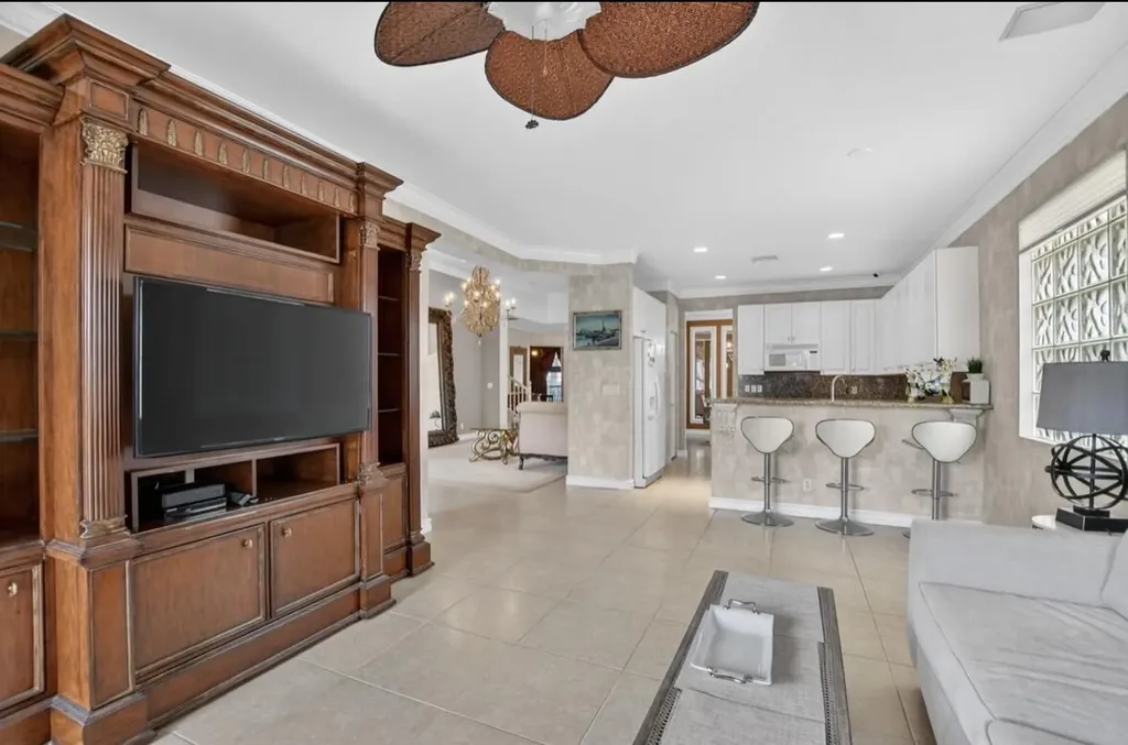 7879 Monarch Court Delray Beach FL 33446