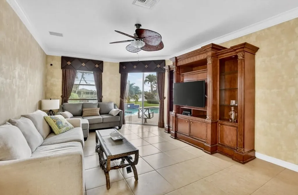 7879 Monarch Court Delray Beach FL 33446