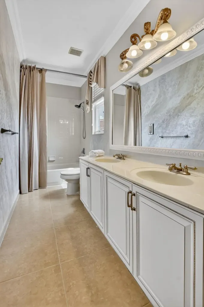 7879 Monarch Court Delray Beach FL 33446