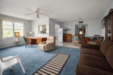 315 Tilford O Deerfield Beach FL 33442