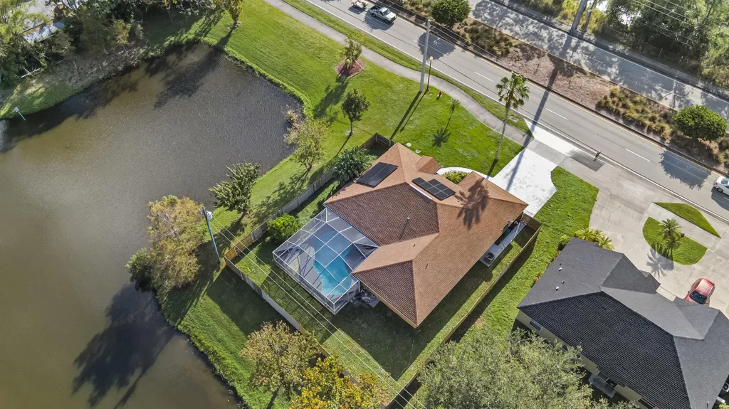 2141 SW Bayshore Boulevard Port St Lucie FL 34984