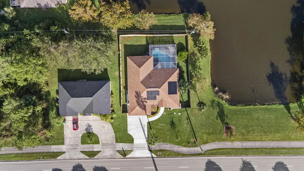 2141 SW Bayshore Boulevard Port St Lucie FL 34984