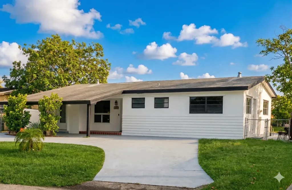 1067 SW 3rd Street Hallandale Beach FL 33009