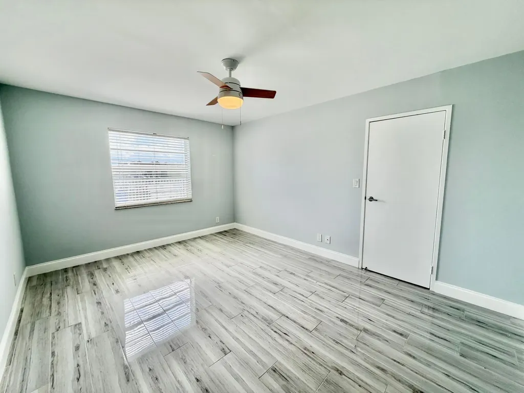 312 Northlake Drive North Palm Beach FL 33408