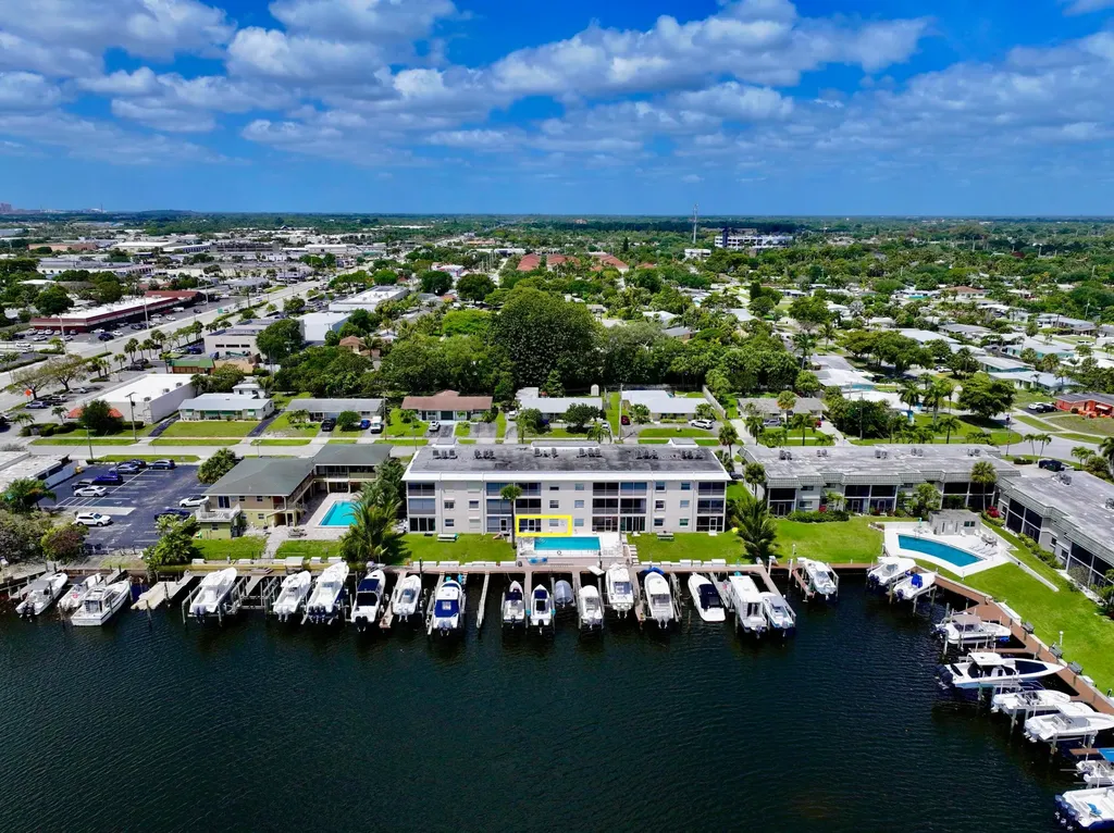 312 Northlake Drive North Palm Beach FL 33408