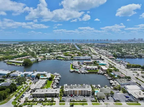 312 Northlake Drive North Palm Beach FL 33408