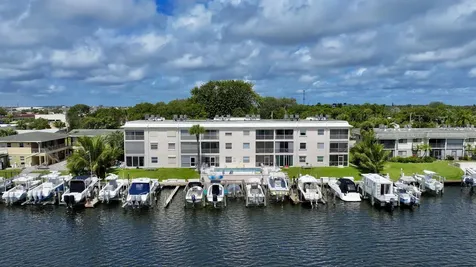 312 Northlake Drive North Palm Beach FL 33408