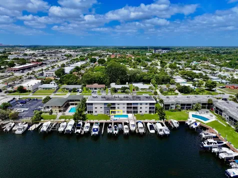 312 Northlake Drive North Palm Beach FL 33408