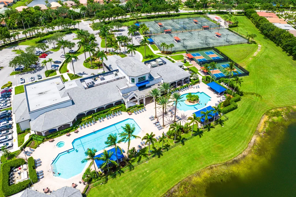 8335 Duomo Circle Boynton Beach FL 33472