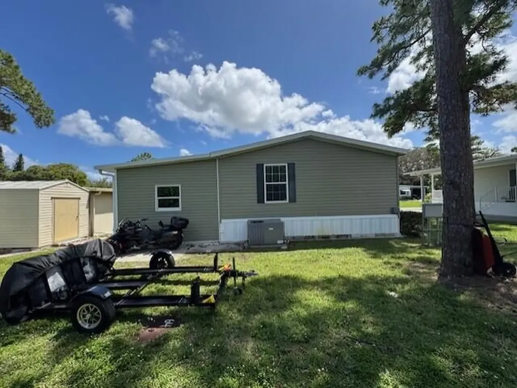 4209 Royal Manor Boulevard Boynton Beach FL 33436