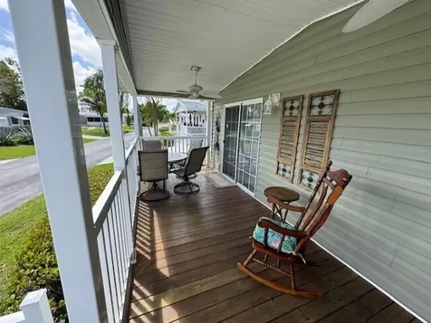 4209 Royal Manor Boulevard Boynton Beach FL 33436