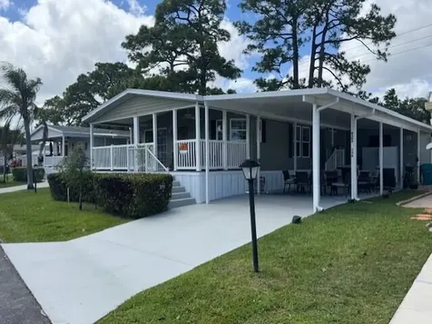 4209 Royal Manor Boulevard Boynton Beach FL 33436