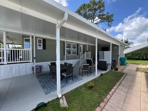 4209 Royal Manor Boulevard Boynton Beach FL 33436