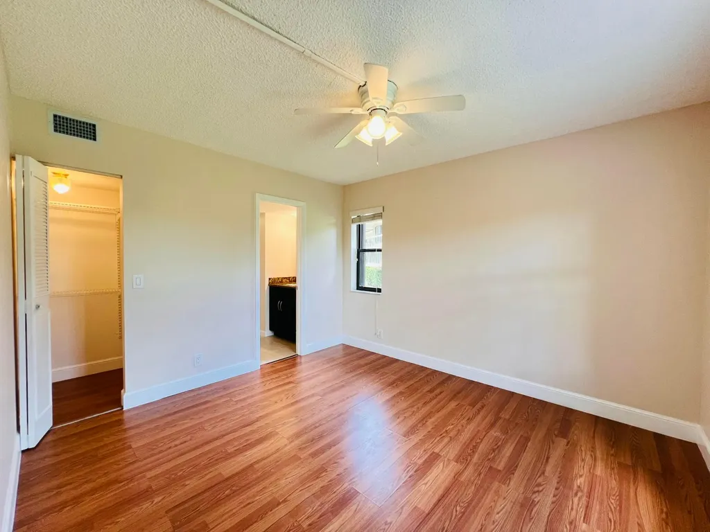 21890 Lake Forest Circle Boca Raton FL 33433