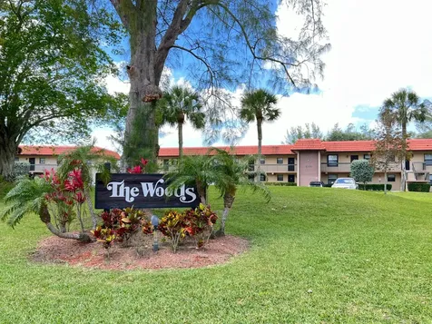 21890 Lake Forest Circle Boca Raton FL 33433