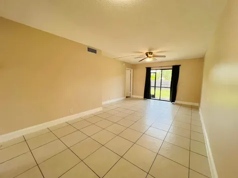21890 Lake Forest Circle Boca Raton FL 33433