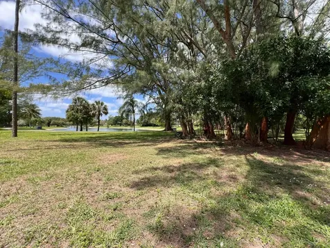 21890 Lake Forest Circle Boca Raton FL 33433