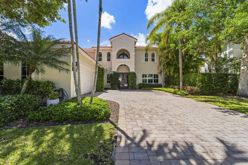 229 Sedona Way Palm Beach Gardens FL 33418