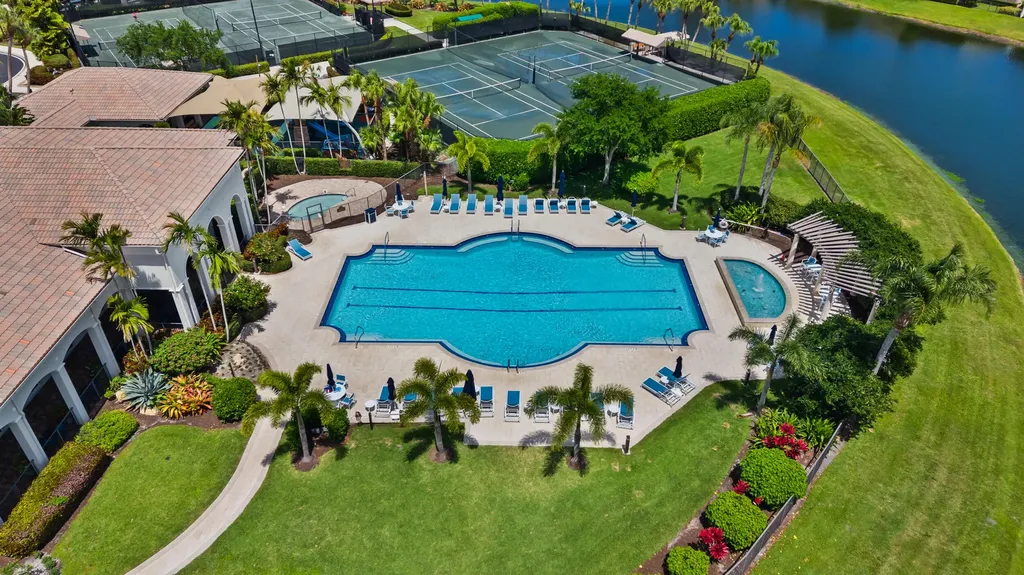 229 Sedona Way Palm Beach Gardens FL 33418
