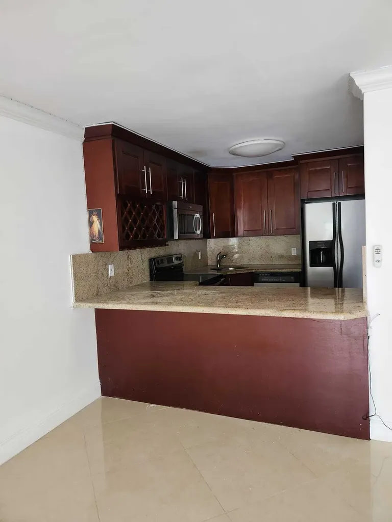 9355 SW 8th Street Boca Raton FL 33428