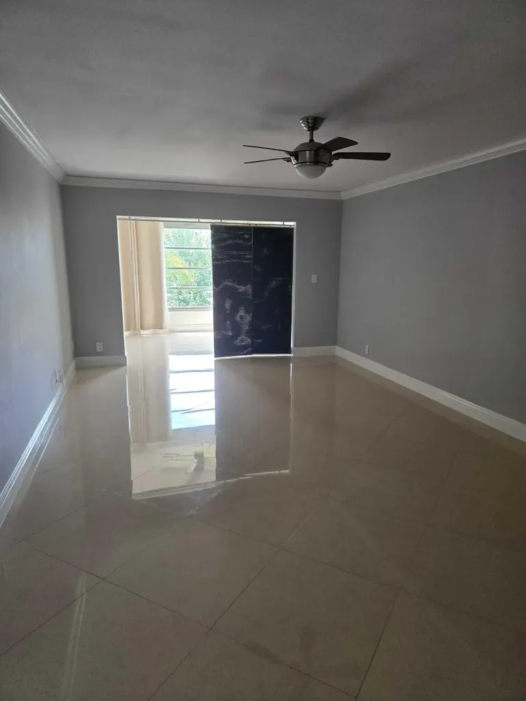 9355 SW 8th Street Boca Raton FL 33428