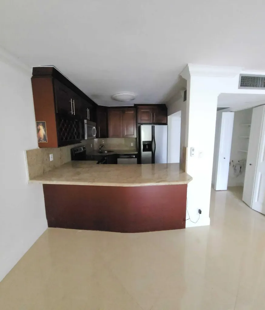 9355 SW 8th Street Boca Raton FL 33428