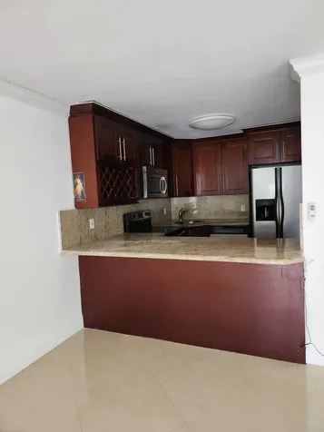 9355 SW 8th Street Boca Raton FL 33428