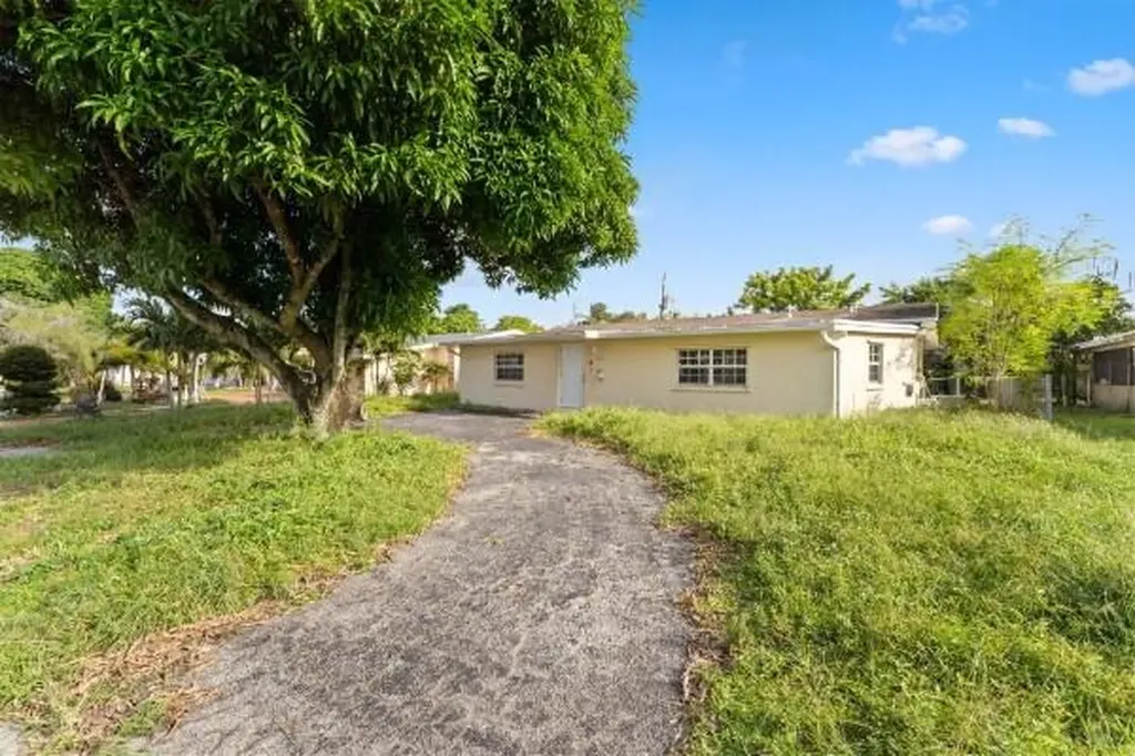 7820 Orleans Street Miramar FL 33023