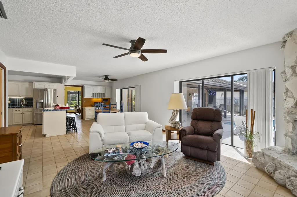 18815 S Golden Hawk Trail Jupiter FL 33458