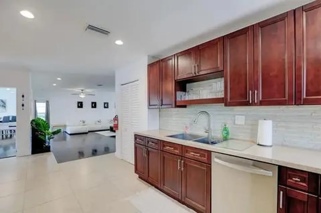 3170 NW 68th Court Fort Lauderdale FL 33309