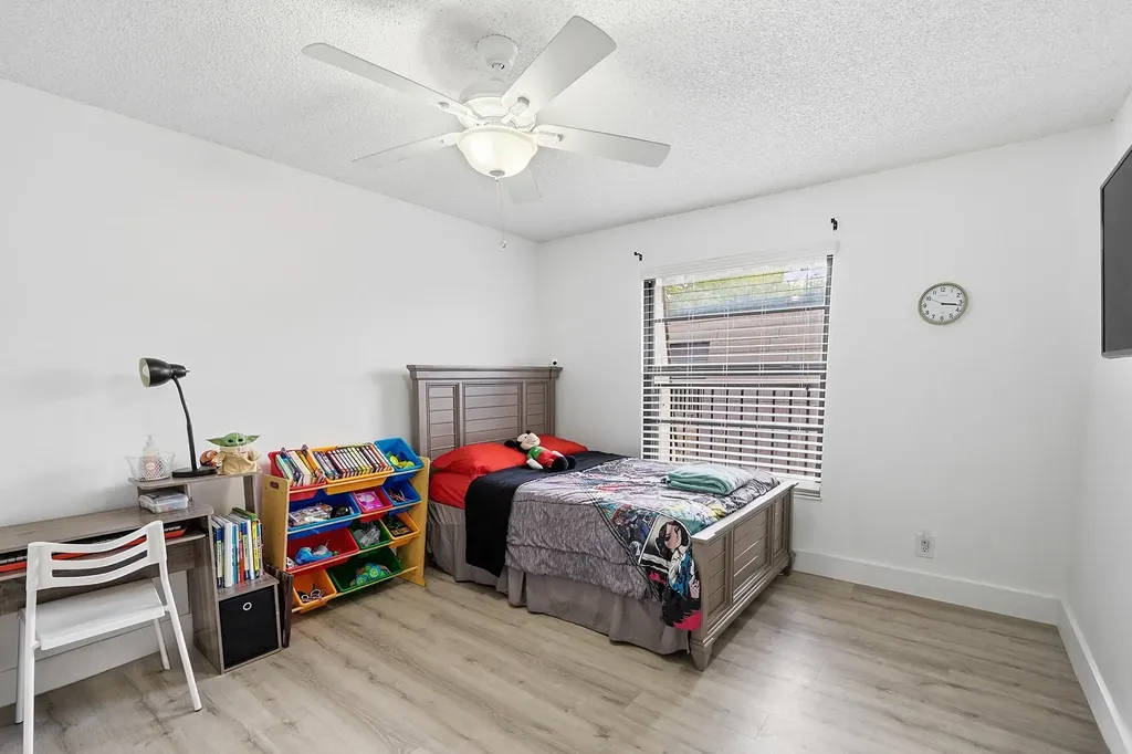2498 NW 99th Avenue Coral Springs FL 33065