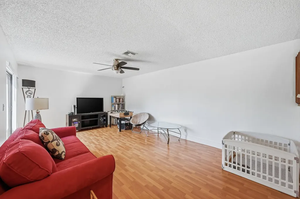 2498 NW 99th Avenue Coral Springs FL 33065