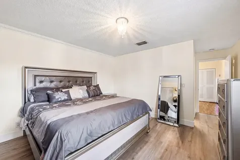 2498 NW 99th Avenue Coral Springs FL 33065