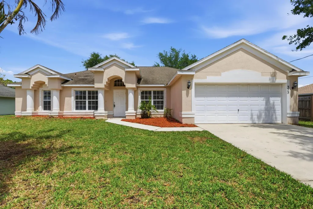 375 SW Saginaw Avenue Port St Lucie FL 34953