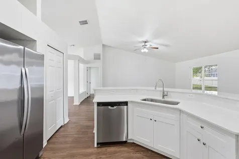 375 SW Saginaw Avenue Port St Lucie FL 34953