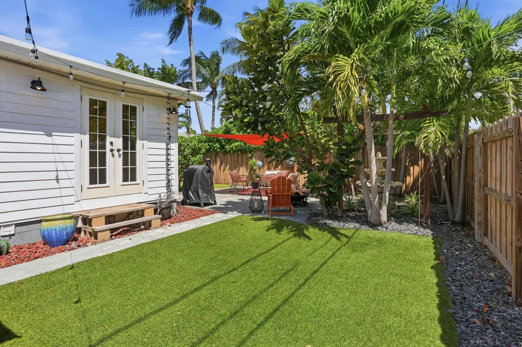616 N Ocean Breeze Lake Worth Beach FL 33460