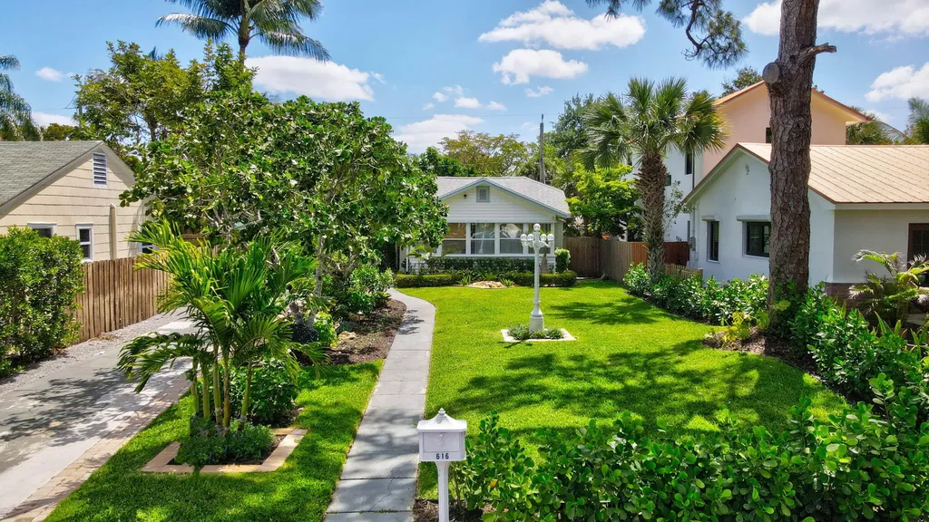 616 N Ocean Breeze Lake Worth Beach FL 33460
