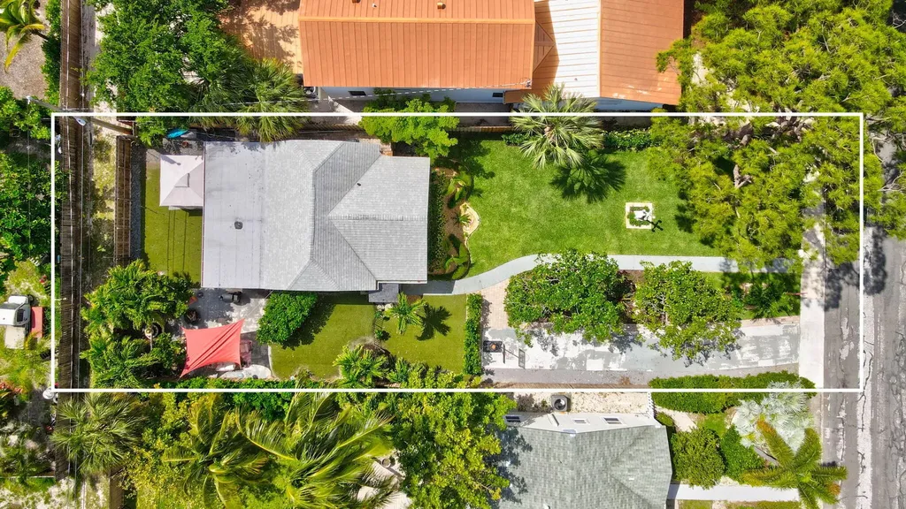 616 N Ocean Breeze Lake Worth Beach FL 33460