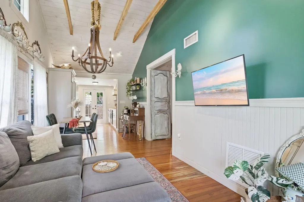 616 N Ocean Breeze Lake Worth Beach FL 33460