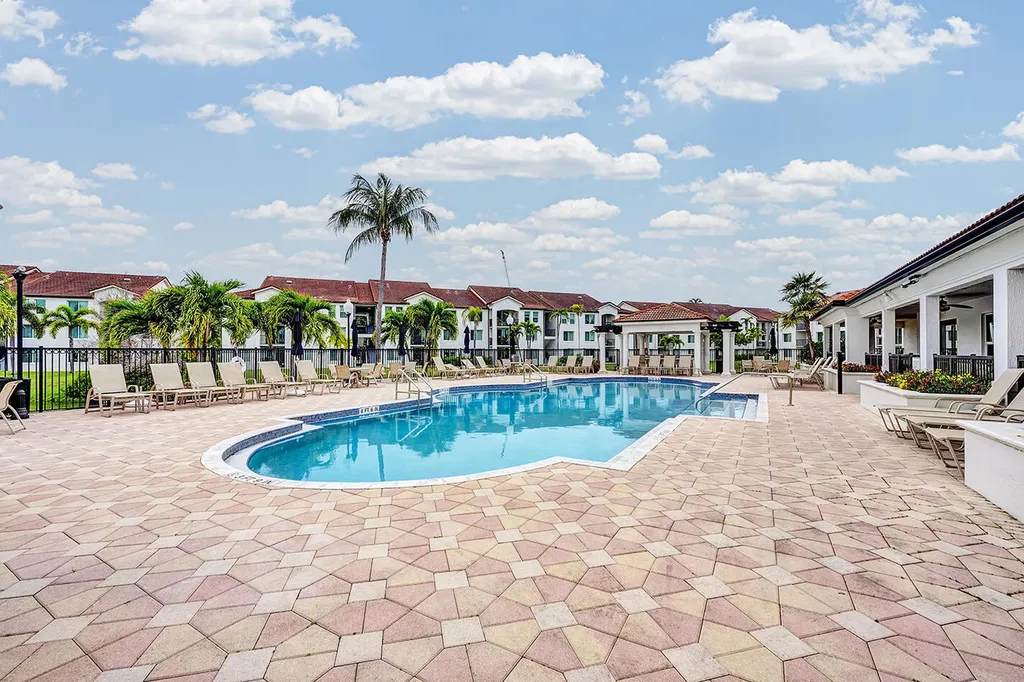 1010 Villa Circle Boynton Beach FL 33435