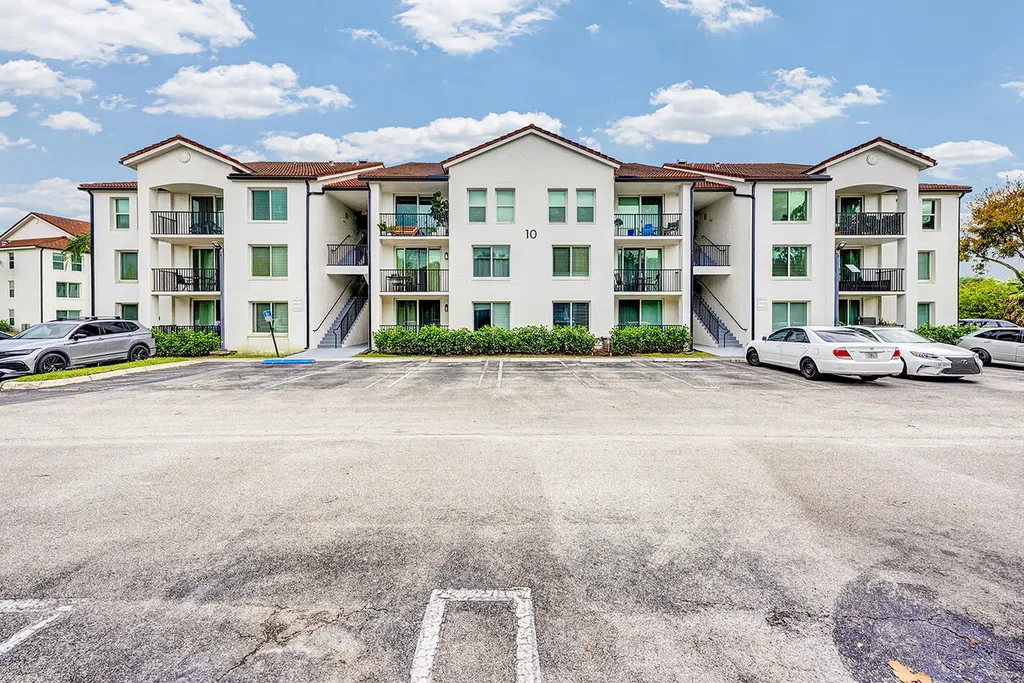 1010 Villa Circle Boynton Beach FL 33435