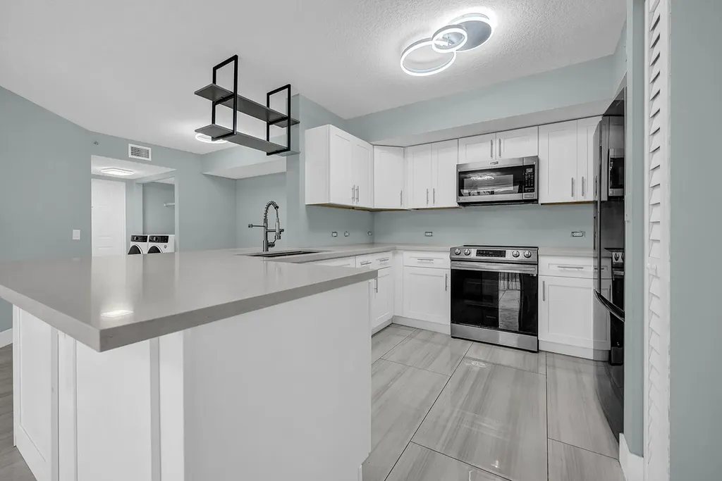 1010 Villa Circle Boynton Beach FL 33435
