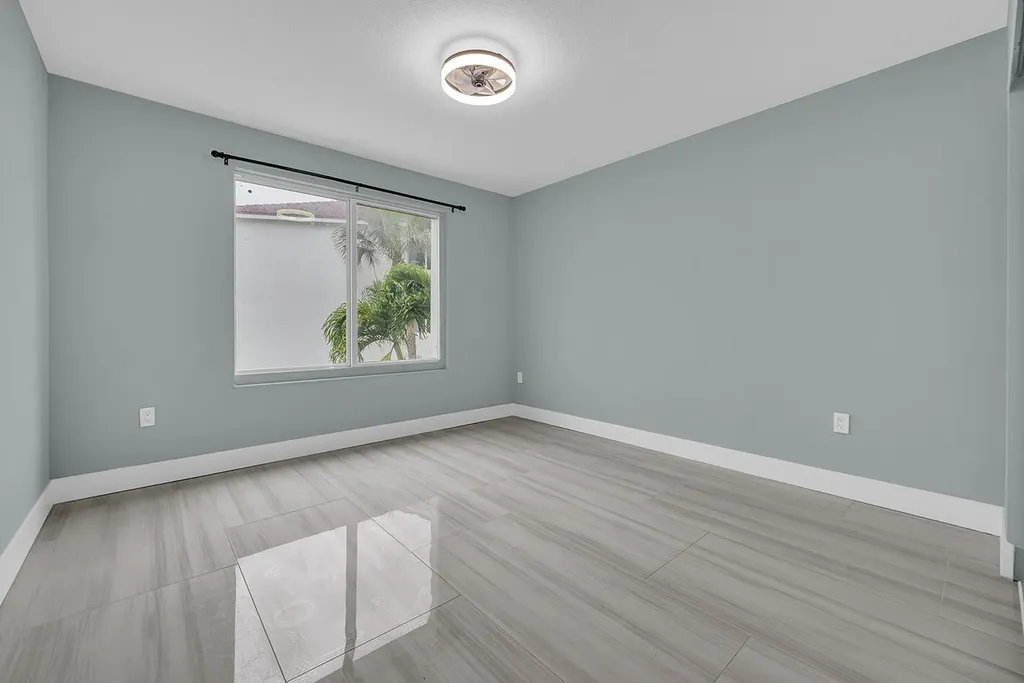 1010 Villa Circle Boynton Beach FL 33435