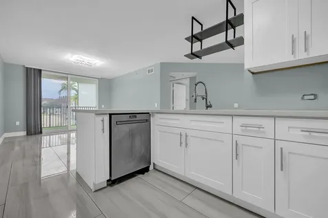 1010 Villa Circle Boynton Beach FL 33435