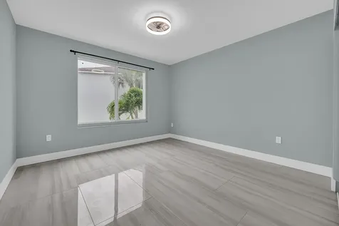 1010 Villa Circle Boynton Beach FL 33435