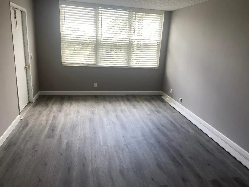 9461 Evergreen Place Davie FL 33324