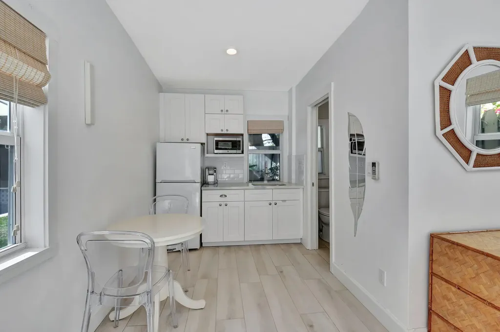414 NE 7th Avenue Delray Beach FL 33483