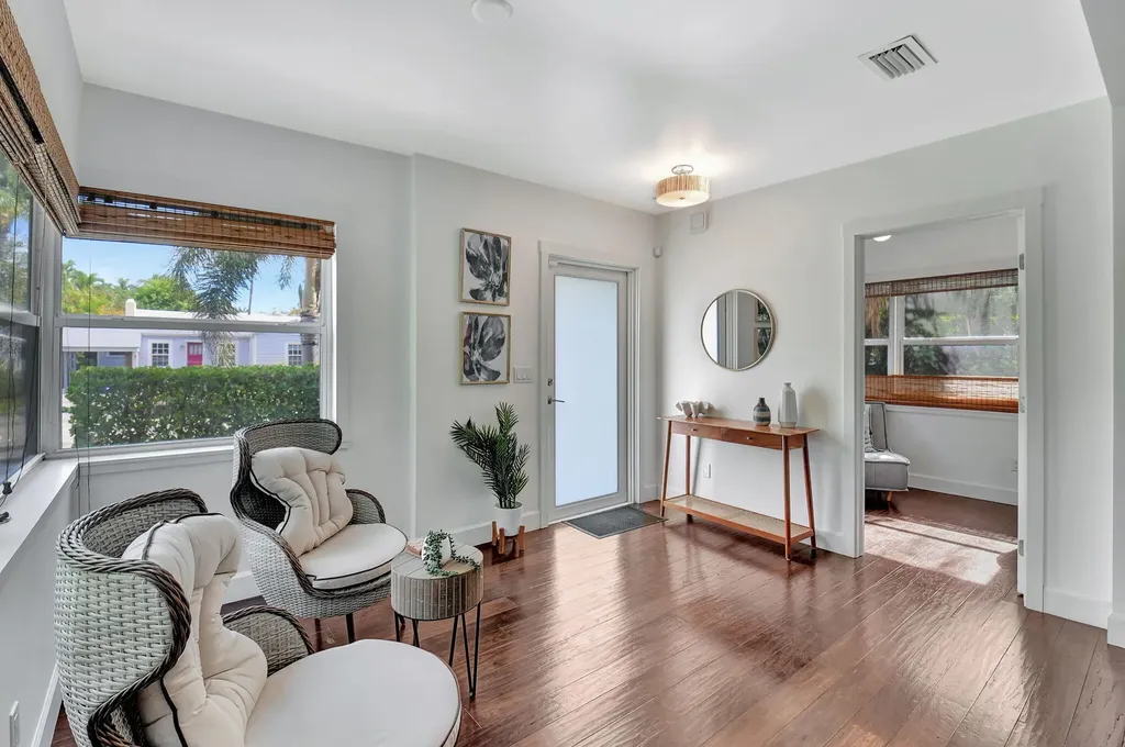 414 NE 7th Avenue Delray Beach FL 33483