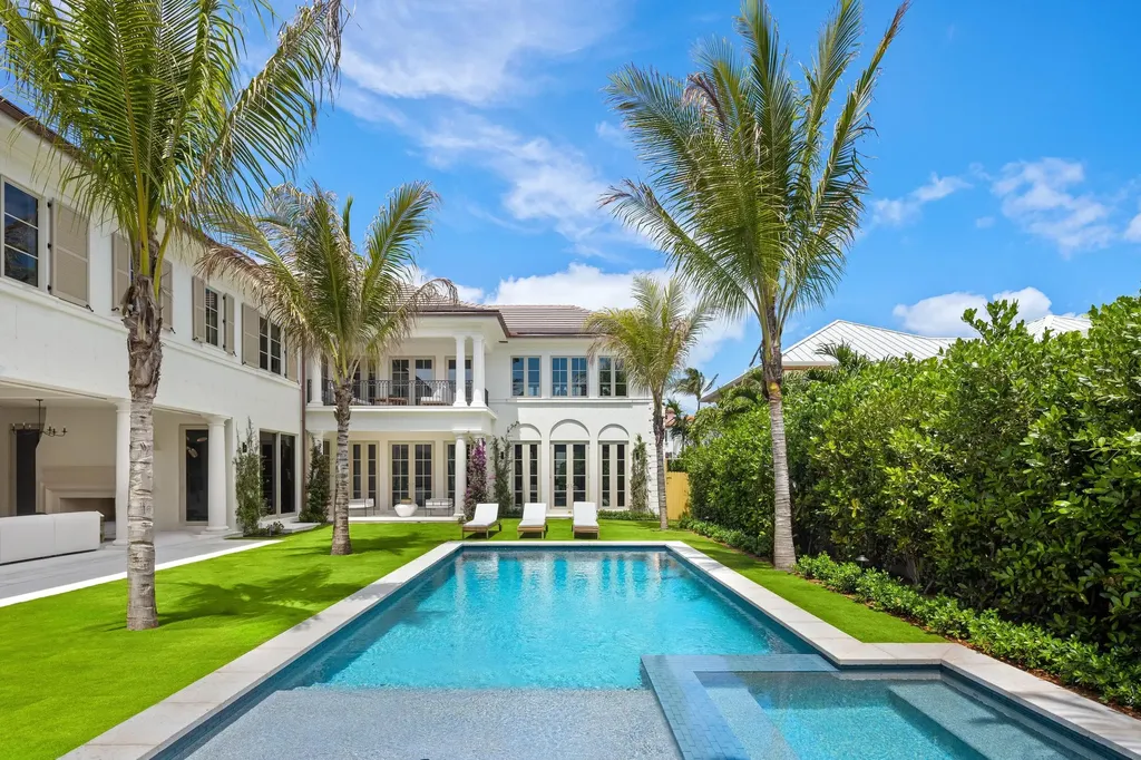 122 Bloomfield Drive West Palm Beach FL 33405