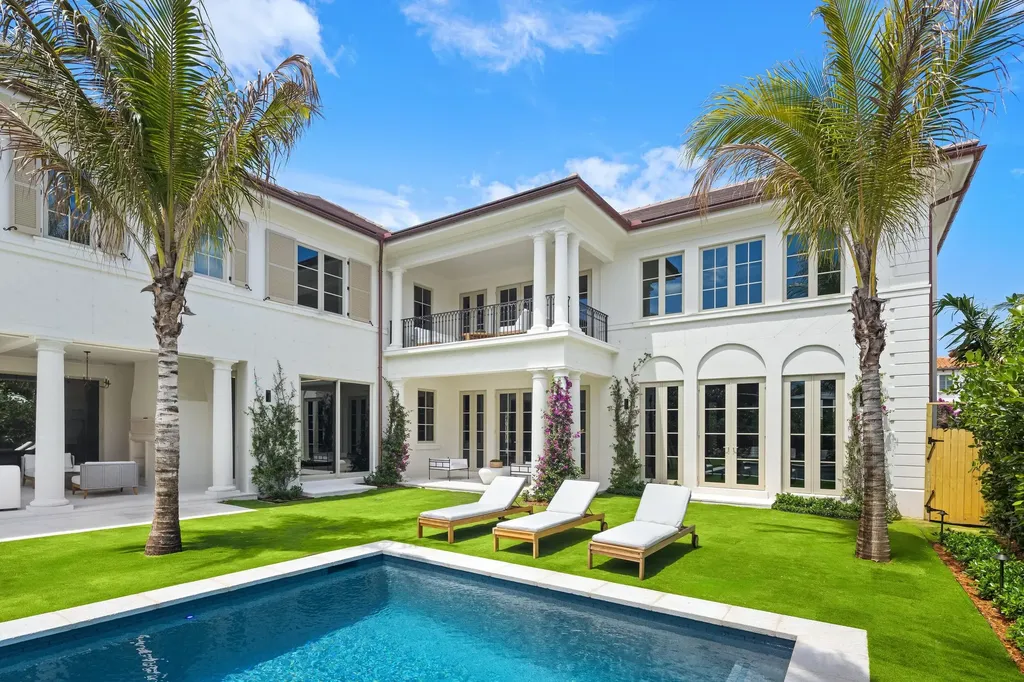 122 Bloomfield Drive West Palm Beach FL 33405